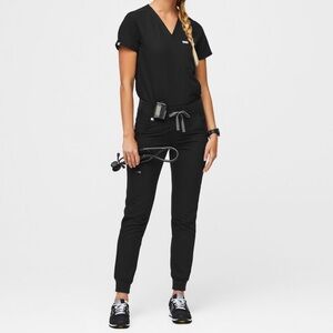 Figs Black Scrub Set Size XS - Catarina One Pocket Top & Zamora Jogger Pants